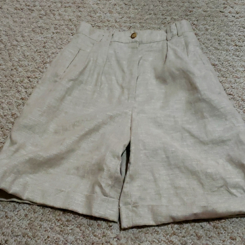 Talbot's linen blend  hi waist shorts